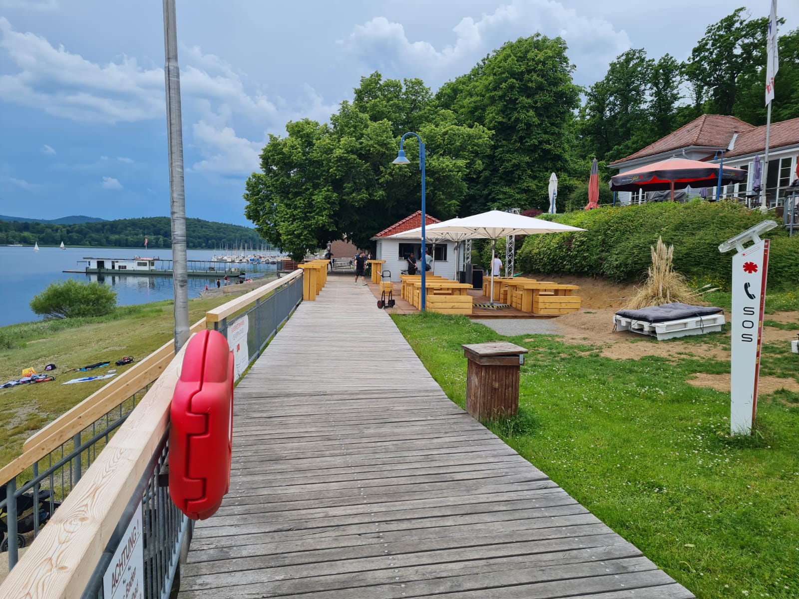 1d23ac53-52a6-404a-a48f-69bff4e9299f